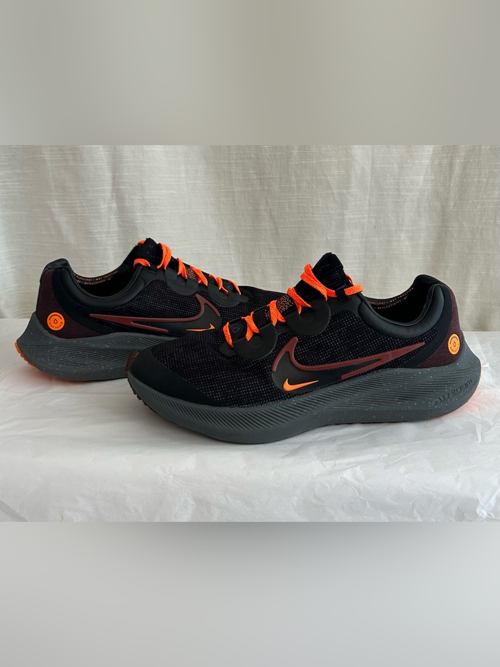 Nike Winflow 8 Shield Black Eclipse‎ Sneakers with Orange Accents